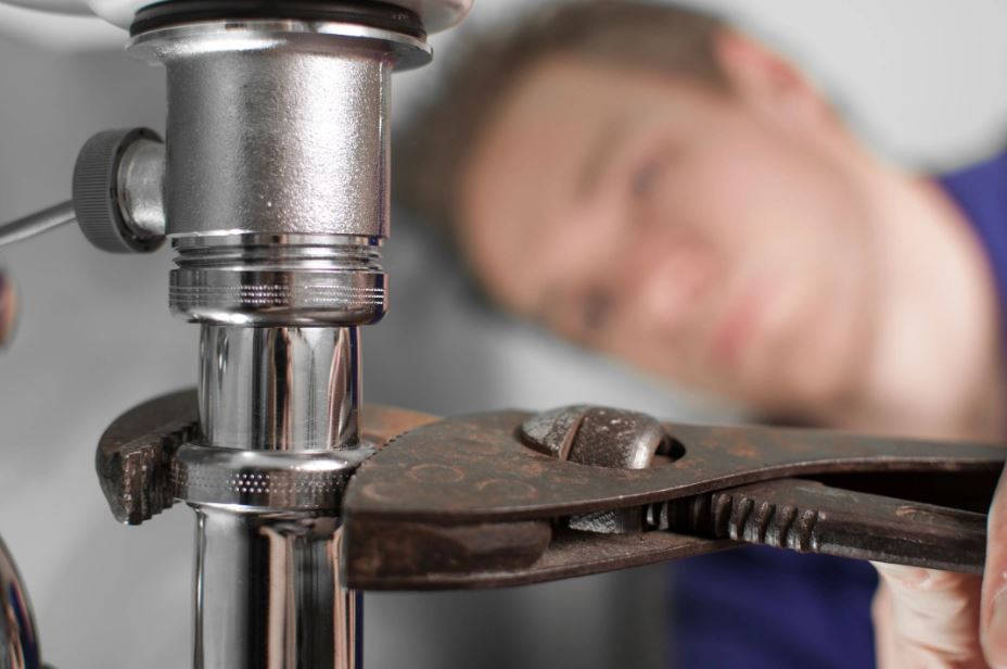 Signs You Need to Hire a Plumber